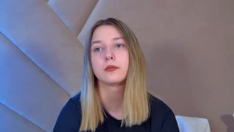 TinaBurton online show from 12, 5, 2026