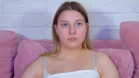 TinaBurton online show from 19, 5, 2026