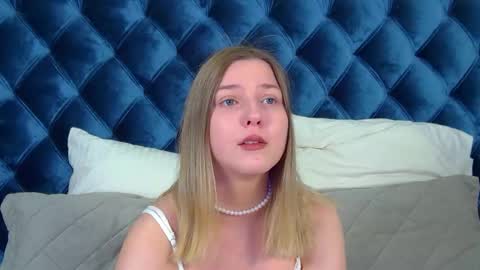 TinaBurton online show from 3, 6, 2026