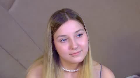 TinaBurton online show from 8, 7, 2026