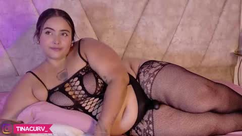 tinacurv online show from 10, 11, 2025