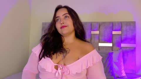 tinacurv online show from 3, 12, 2025