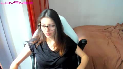 Snapshot of tinaricci chatting on 2, 10, 2025 Tina online show from 2, 10, 2025