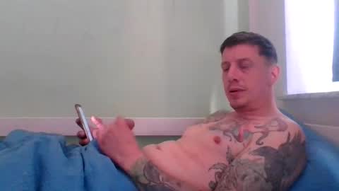 tinizzle86 online show from 21, 4, 2026