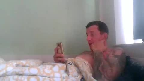 Snapshot of tinizzle86 chatting on 11, 5, 2026 tinizzle86 online show from 11, 5, 2026