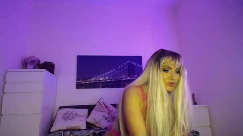 Snapshot of tinkerbell822 chatting on 18, 1, 2025 tinkerbell822 online show from 18, 1, 2025