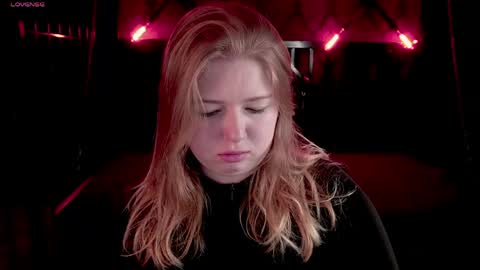 TinkerrBelll online show from 13, 5, 2026