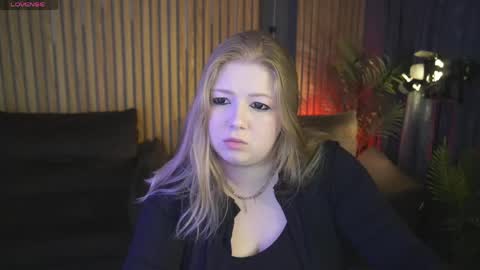 TinkerrBelll online show from 30, 5, 2026