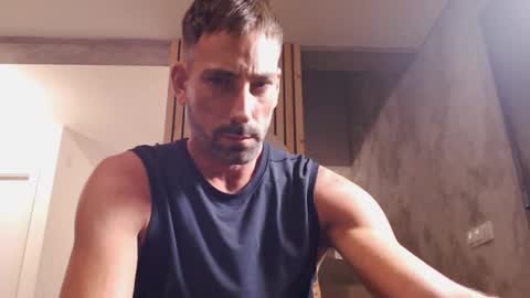 Snapshot of tinoclandestino chatting on 5, 1, 2025 tinoclandestino online show from 5, 1, 2025