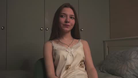 Snapshot of tiny_bunny__ chatting on 16, 2, 2025 Sofia online show from 16, 2, 2025