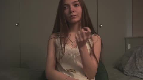 Snapshot of tiny_bunny__ chatting on 17, 2, 2025 Sofia online show from 17, 2, 2025