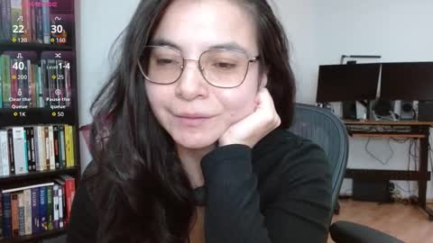 Tiny Caroline online show from 28, 10, 2025