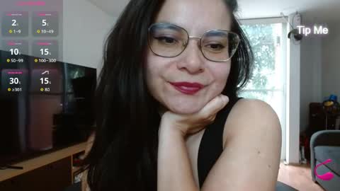 Tiny Caroline online show from 15, 4, 2026