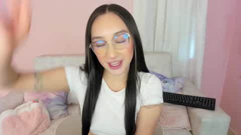 Snapshot of tiny_cora chatting on 12, 1, 2025 tiny_cora online show from 12, 1, 2025