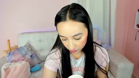 Snapshot of tiny_cora chatting on 1, 3, 2025 tiny_cora online show from 1, 3, 2025
