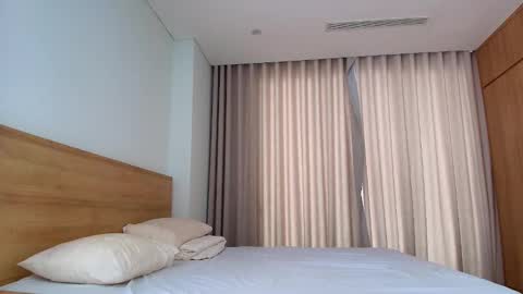 Lia online show from 11, 2, 2025