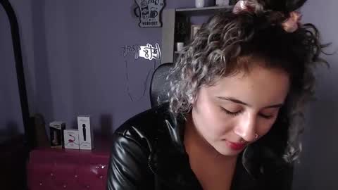 tiny online show from 25, 2, 2025