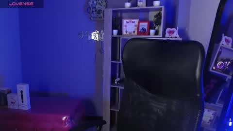 tiny online show from 11, 3, 2025