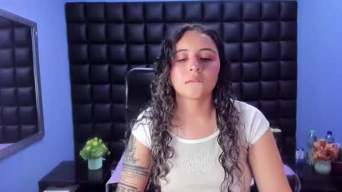 Snapshot of tiny_love_ chatting on 12, 2, 2026 tiny online show from 12, 2, 2026