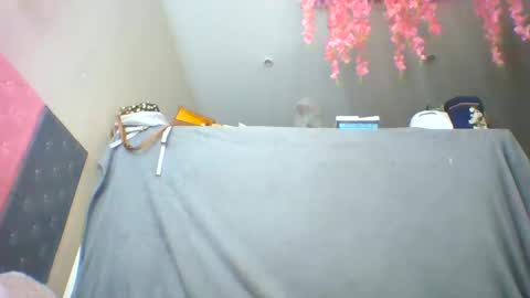Snapshot of tinyasian911718 chatting on 4, 1, 2025 Tinyasian911718 sweetinyasian instagram online show from 4, 1, 2025
