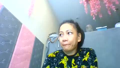 Snapshot of tinyasian911718 chatting on 4, 1, 2025 Tinyasian911718 sweetinyasian instagram online show from 4, 1, 2025