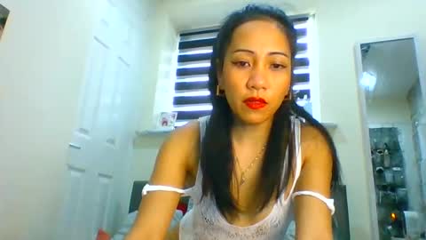 Snapshot of tinyasian911718 chatting on 16, 1, 2025 Tinyasian911718 sweetinyasian instagram online show from 16, 1, 2025