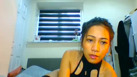 Snapshot of tinyasian911718 chatting on 18, 1, 2025 Tinyasian911718 sweetinyasian instagram online show from 18, 1, 2025
