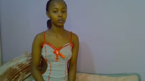 Snapshot of tinybarbie_ chatting on 25, 7, 2026 Barbie online show from 25, 7, 2026