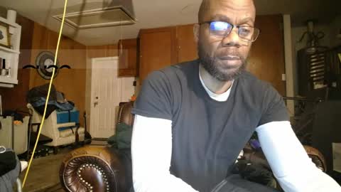 Snapshot of tinycock_1979 chatting on 2, 5, 2026 tinycock_1979 online show from 2, 5, 2026
