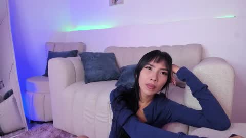 Snapshot of tinymoon_ chatting on 9, 2, 2026 Luna online show from 9, 2, 2026