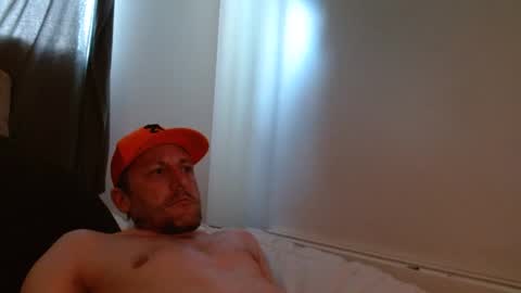 Snapshot of tipat35 chatting on 19, 9, 2025 tipat35 online show from 19, 9, 2025
