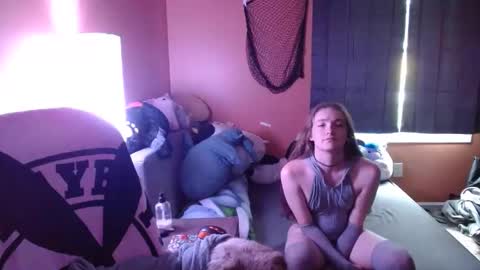 Snapshot of titania420 chatting on 10, 9, 2025 Titania420 online show from 10, 9, 2025