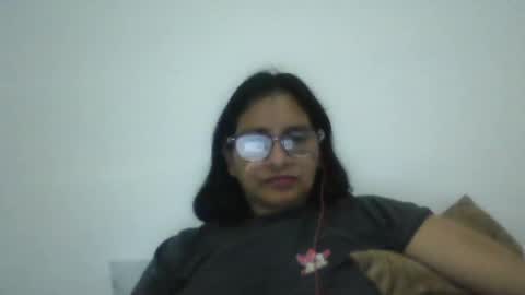 Snapshot of titssmall123 chatting on 13, 11, 2025 Ester online show from 13, 11, 2025