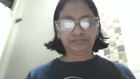 Snapshot of titssmall123 chatting on 1, 5, 2026 Ester online show from 1, 5, 2026