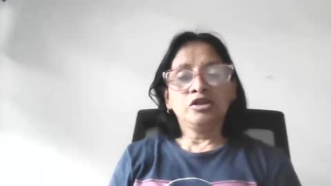 Snapshot of titssmall123 chatting on 7, 5, 2026 Ester online show from 7, 5, 2026