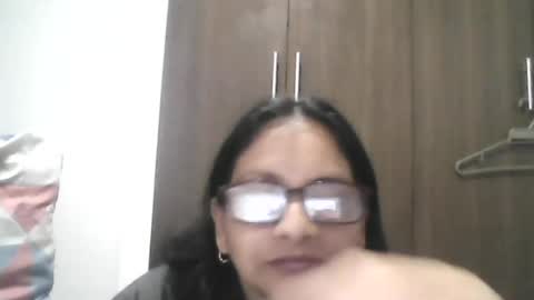 Snapshot of titssmall123 chatting on 19, 6, 2026 Ester online show from 19, 6, 2026