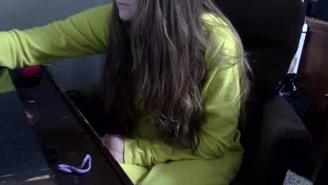 Tittygirl8 online show from 5, 2, 2025