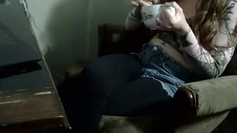 Tittygirl8 online show from 3, 3, 2025