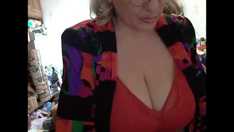 tittylina online show from 9, 11, 2025