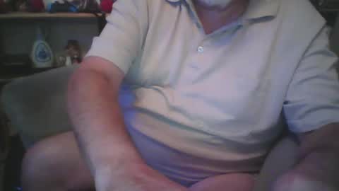 Snapshot of tittyloverr69 chatting on 10, 12, 2024 tittyloverr69 online show from 10, 12, 2024