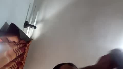 tobe557337 online show from 31, 12, 2024