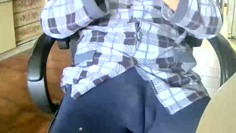 Snapshot of tobikoyuzu chatting on 2, 2, 2026 Tobiko online show from 2, 2, 2026