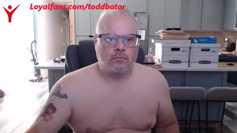 Snapshot of toddbator chatting on 22, 6, 2026 Todd Bator online show from 22, 6, 2026
