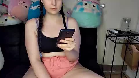 toddharley29 online show from 19, 11, 2025