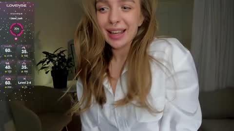 Snapshot of toffeepads chatting on 31, 3, 2026 Liza online show from 31, 3, 2026
