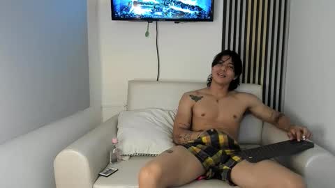 toji lee online show from 19, 10, 2025