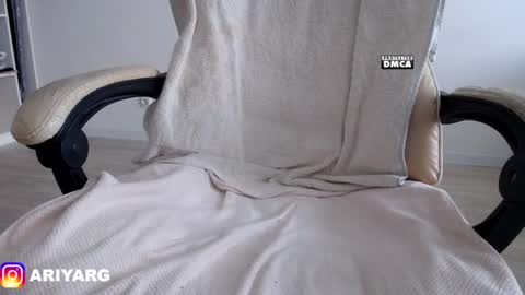 Snapshot of token___ chatting on 31, 7, 2026 Arina online show from 31, 7, 2026