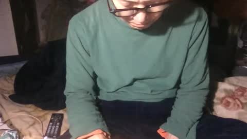 small man online show from 16, 11, 2025