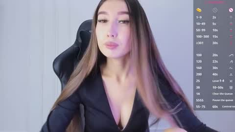 Lia online show from 9, 1, 2026