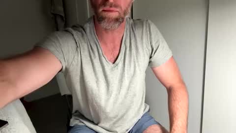 The Beekeeper online show from 19, 4, 2026